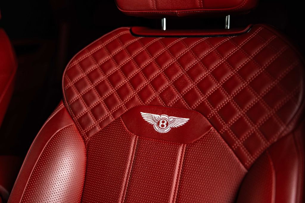Used 2022 Bentley Bentayga image 13
