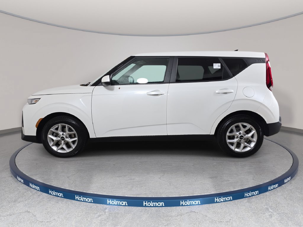 Used 2022 Kia Soul LX w/ Technology Package FWD image 9