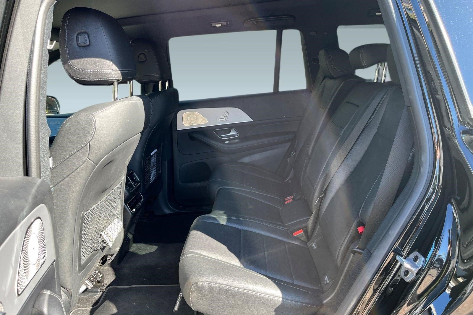Used 2024 Mercedes-Benz GLS 450 4MATIC image 9