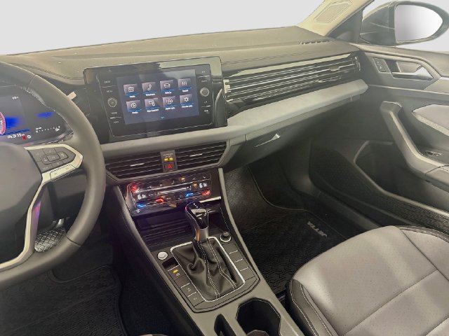 New 2027 Volkswagen Jetta SE FWD image 23
