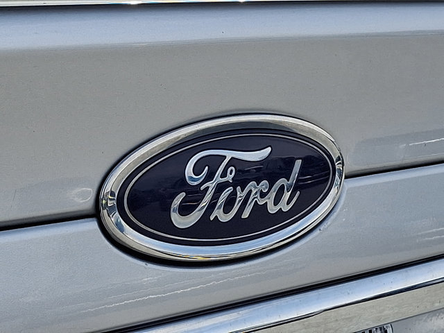 Used 2017 Ford Fusion Titanium image 29