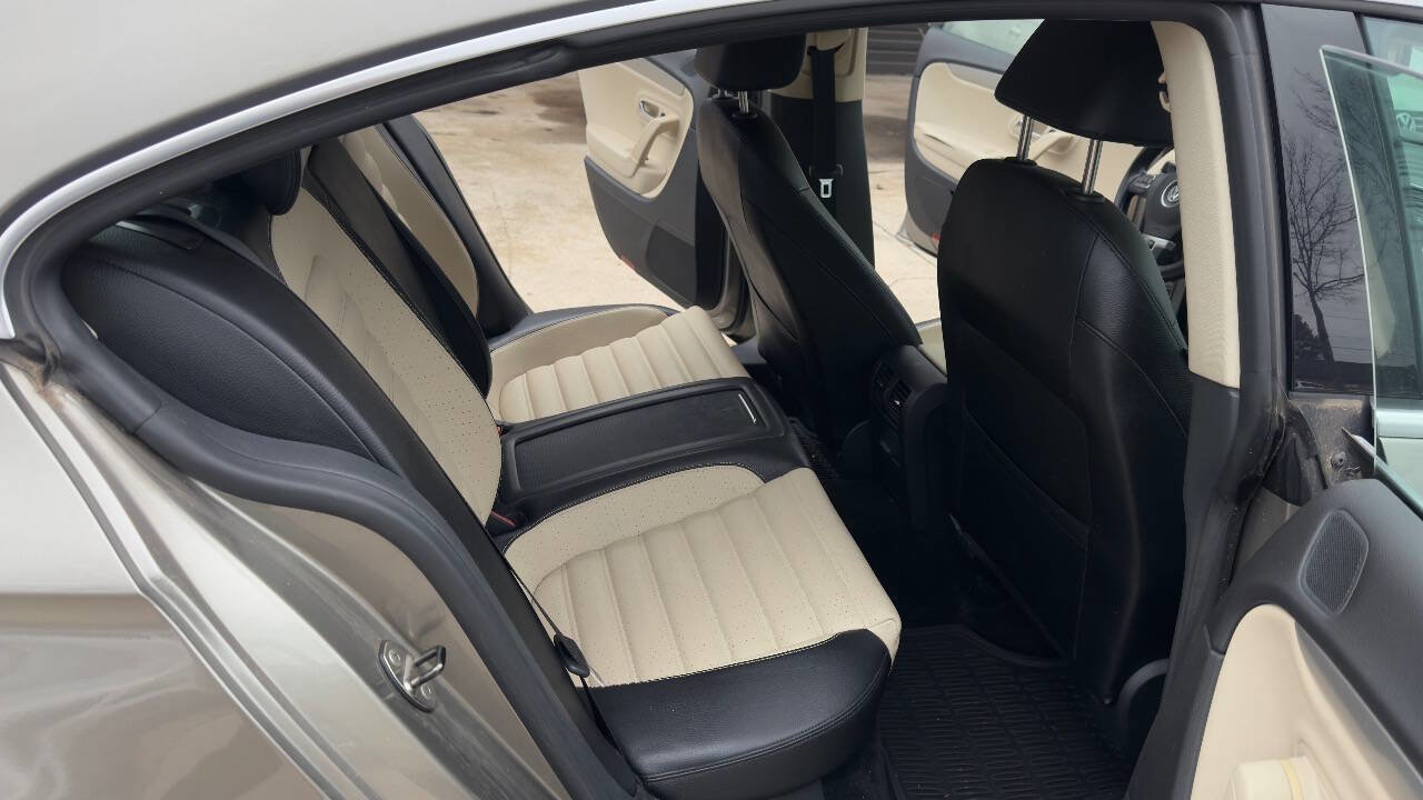 Used 2012 Volkswagen CC Sport image 37