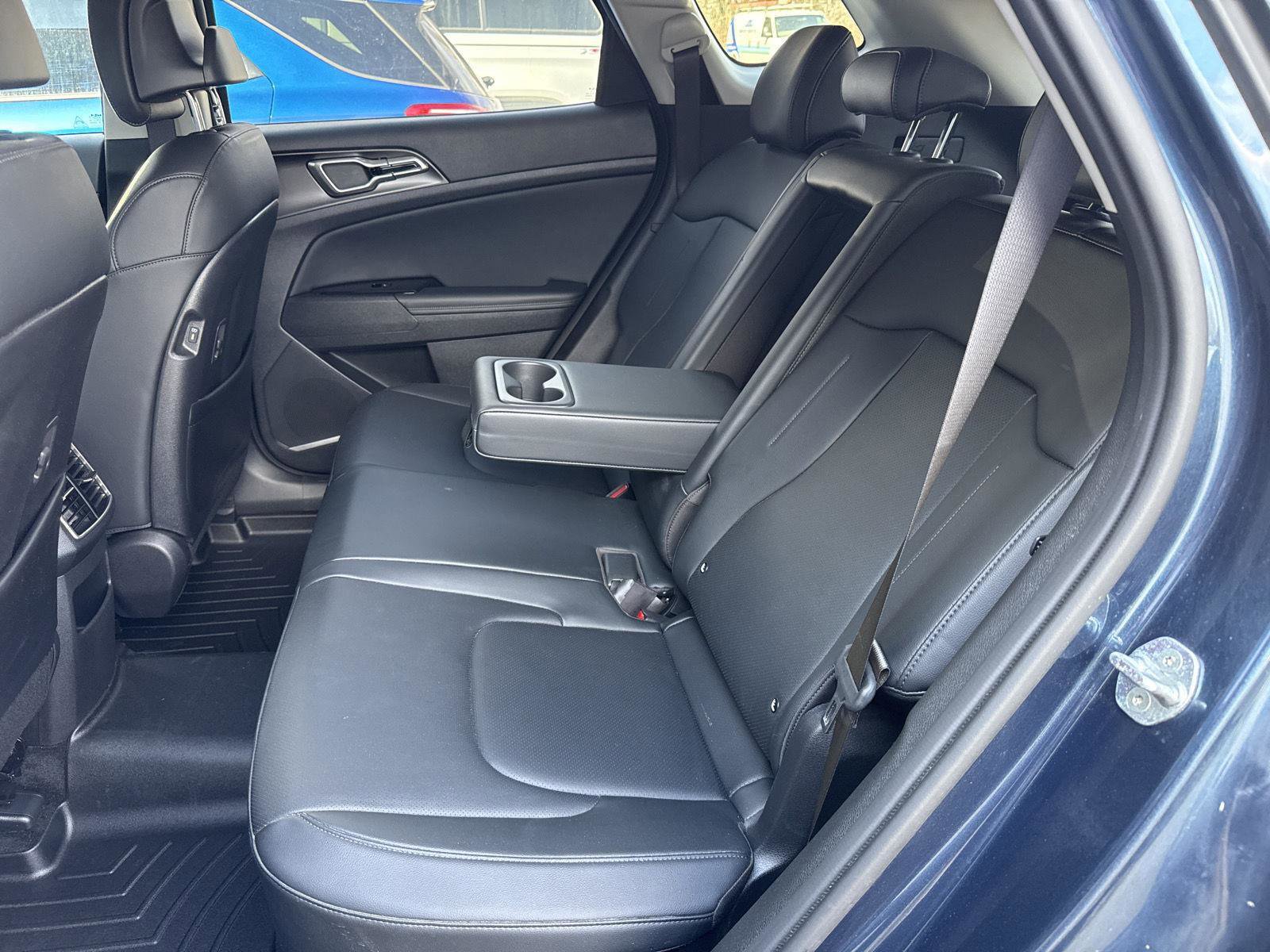 Used 2023 Kia Sportage EX image 13