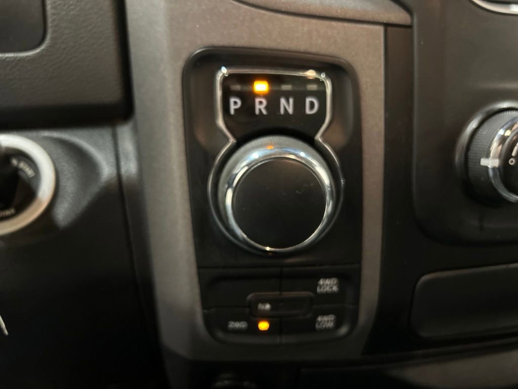 Used 2017 RAM 1500 Express AWD/4WD image 23