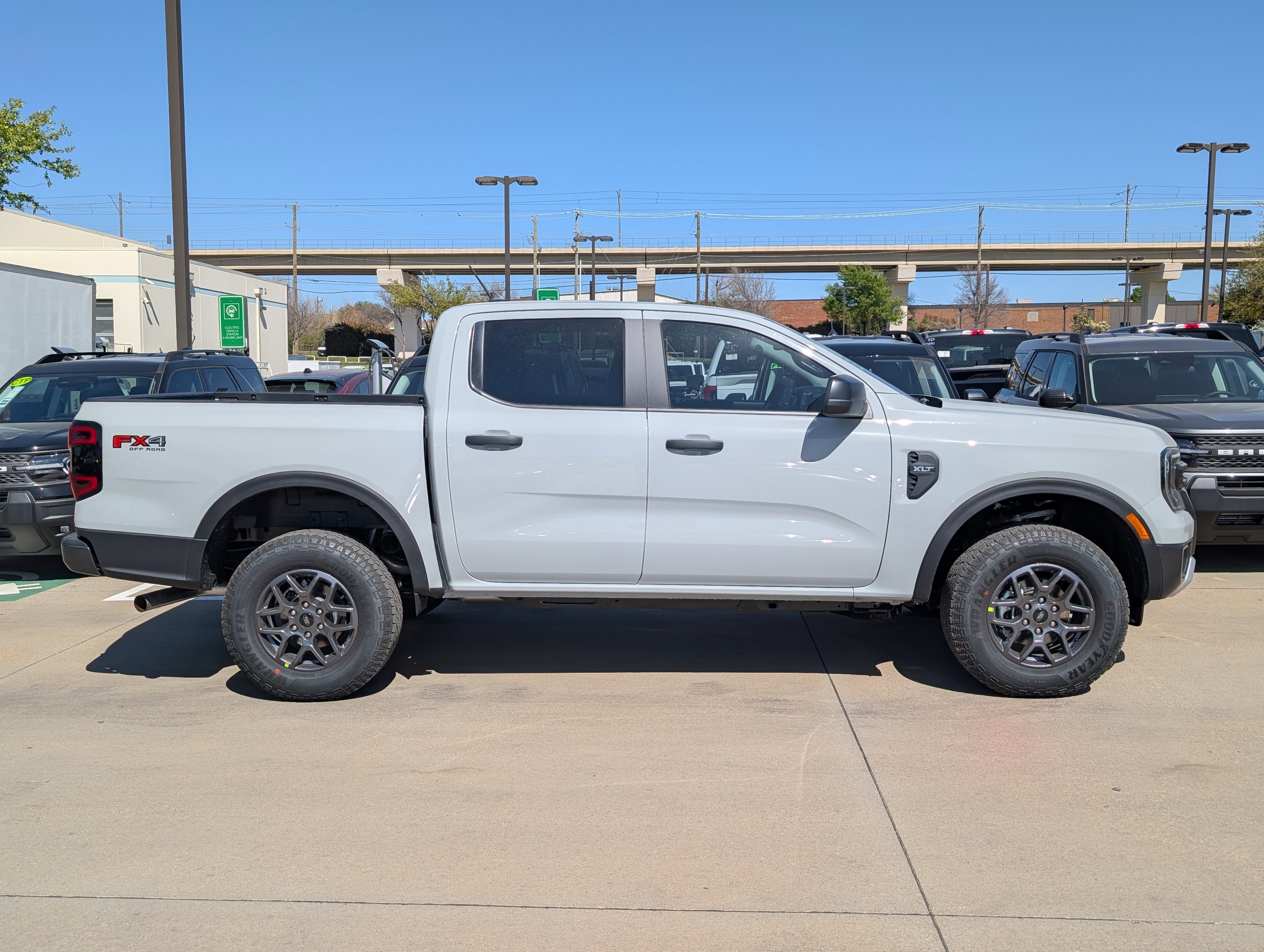New 2026 Ford Ranger XLT image 3