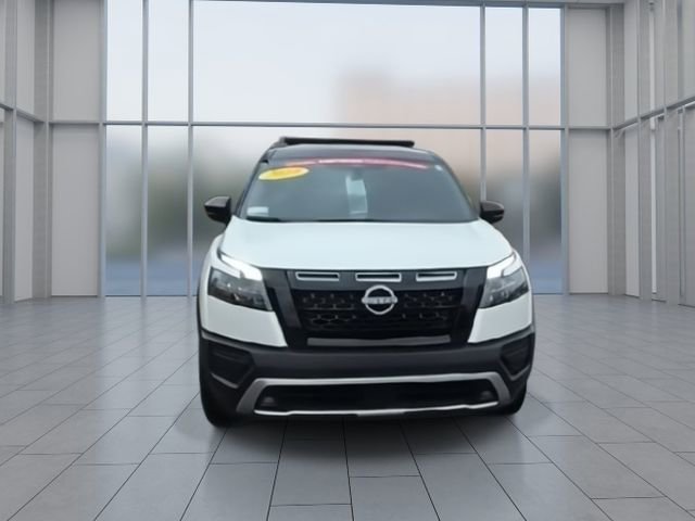 Certified 2024 Nissan Pathfinder Rock Creek image 3