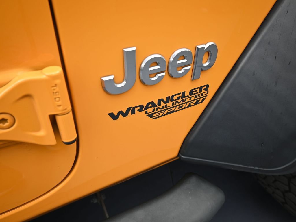 Used 2018 Jeep Wrangler Unlimited Sport S image 45