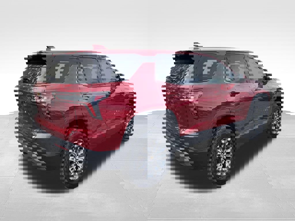 Certified 2026 Chevrolet Equinox LT w/ LPO, Floor Liner Package image 2