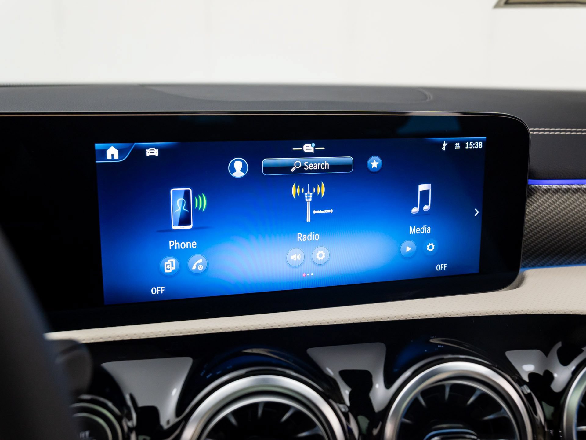 New 2026 Mercedes-Benz CLA 250 4MATIC image 24