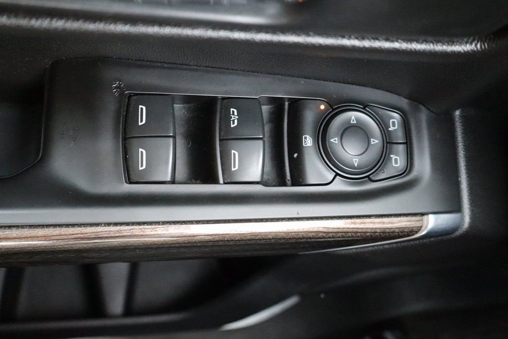 Used 2020 Chevrolet Silverado 1500 LT image 17