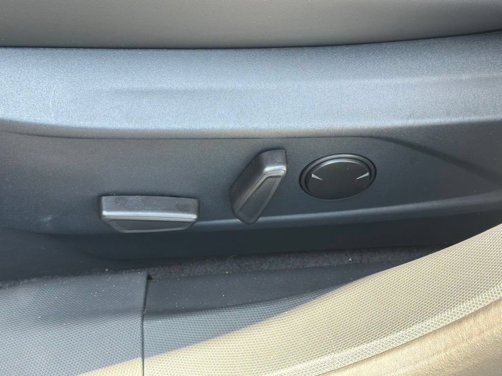 Used 2025 Ford Mustang Mach-E Select RWD image 22