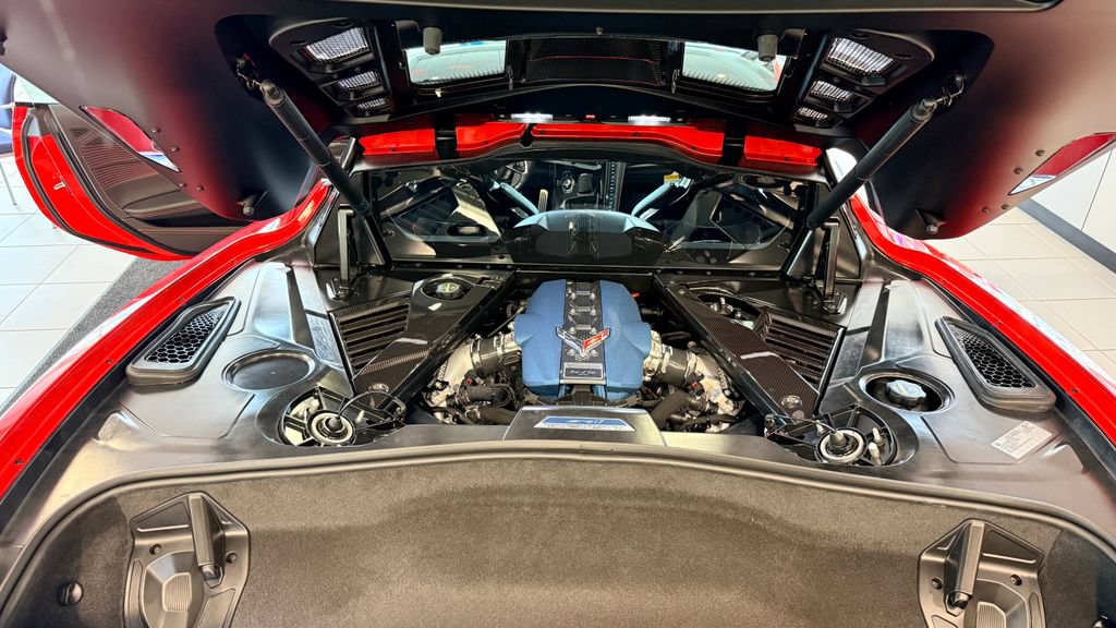 Used 2025 Chevrolet Corvette ZR1 w/ ZR1 Carbon Fiber Aero Package RWD image 13