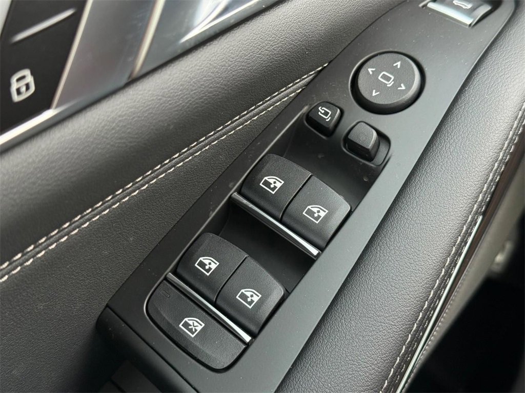 New 2026 BMW X5 xDrive50e w/ Climate Comfort Package image 16