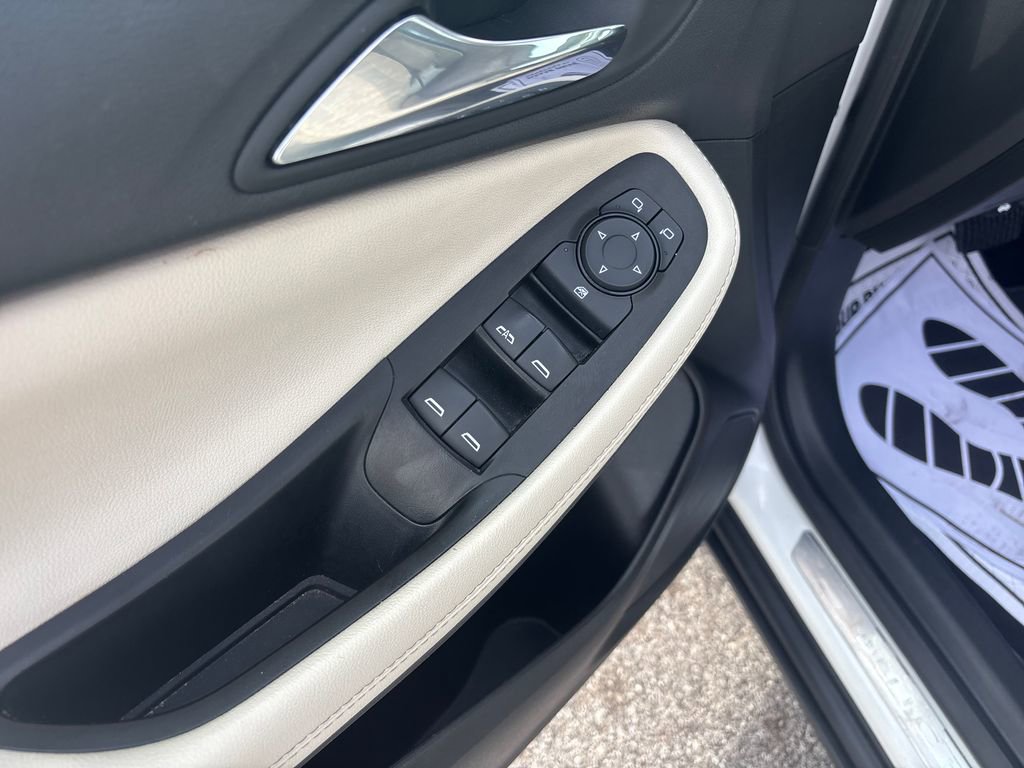 Used 2023 Buick Encore GX Select w/ Safety Package II image 16