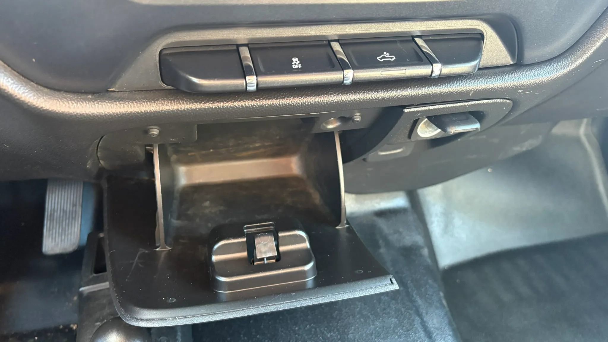 Used 2015 Chevrolet Silverado 2500 W/T w/ WT Convenience Package AWD/4WD image 21