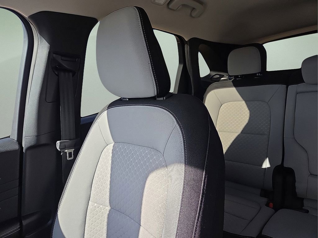 Used 2024 Ford Escape Active image 29