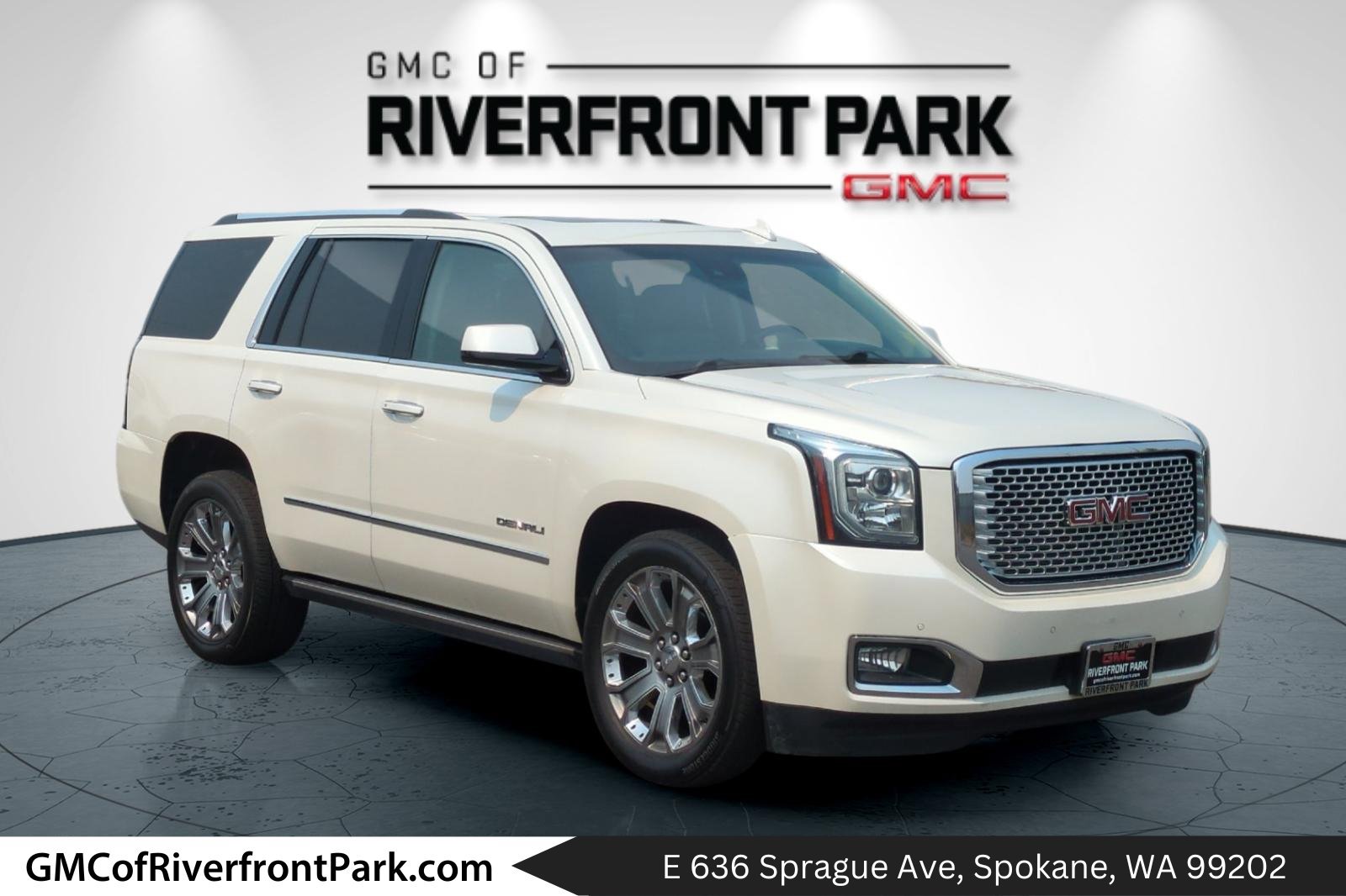 Used 2015 GMC Yukon Denali w/ Premium Package AWD/4WD image 1