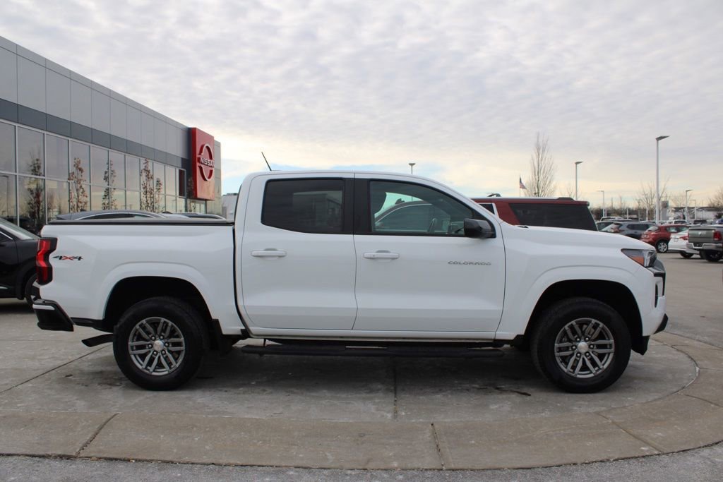 Used 2023 Chevrolet Colorado LT w/ LT Convenience Package II image 6