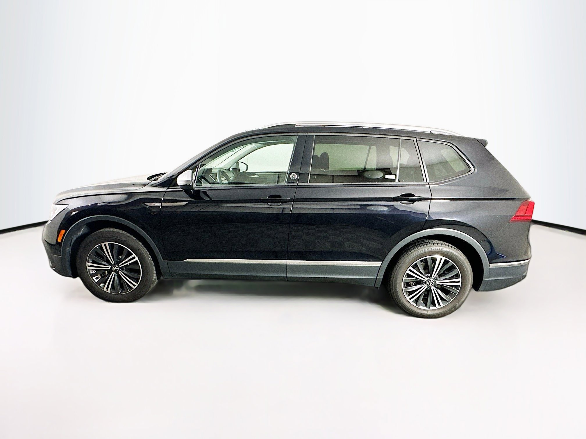 Used 2024 Volkswagen Tiguan Wolfsburg Edition image 4