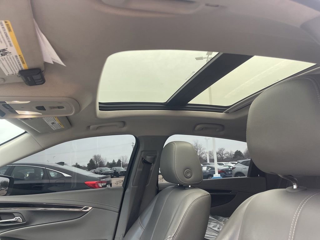 Used 2019 Chevrolet Impala LT w/ Sunroof and Spoiler Package image 14