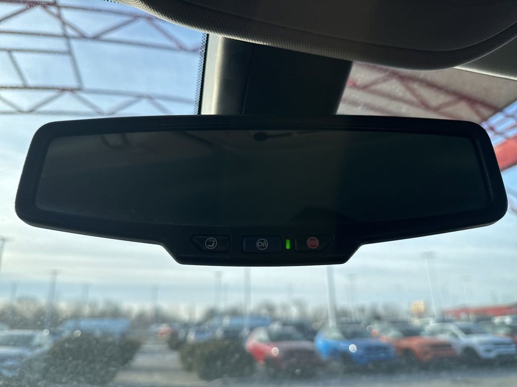 Used 2021 GMC Canyon Denali image 19