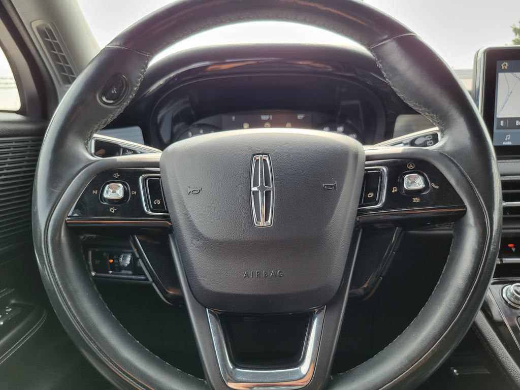 Used 2020 Lincoln Corsair AWD w/ Equipment Group 101A image 11