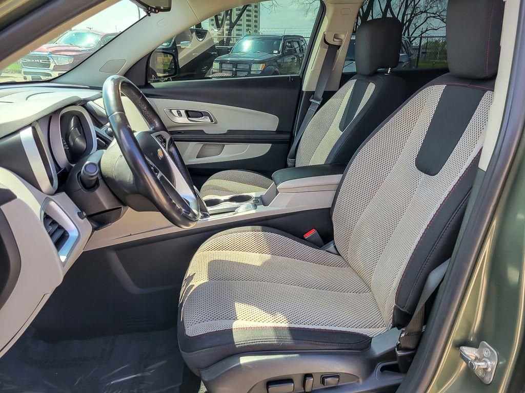 Used 2015 Chevrolet Equinox LT w/ Driver Convenience Package image 8