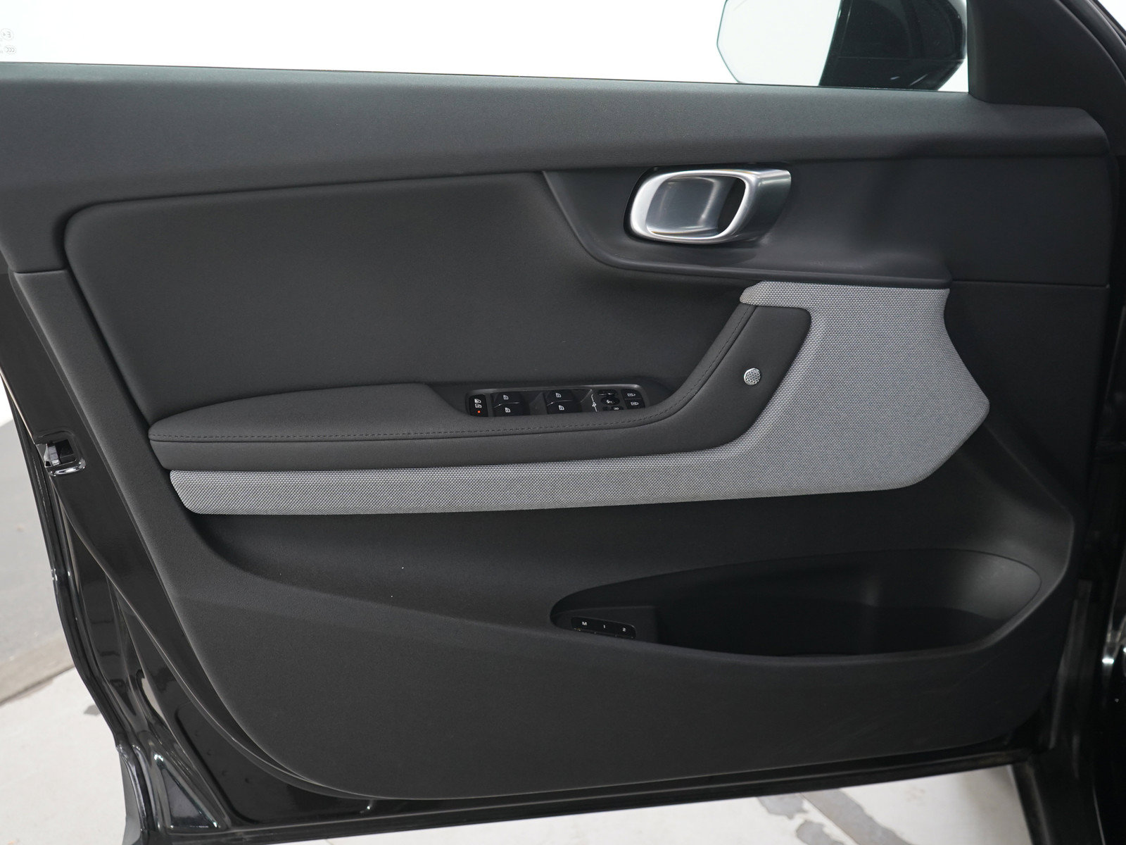 Used 2021 Polestar Polestar 2 AWD/4WD image 19
