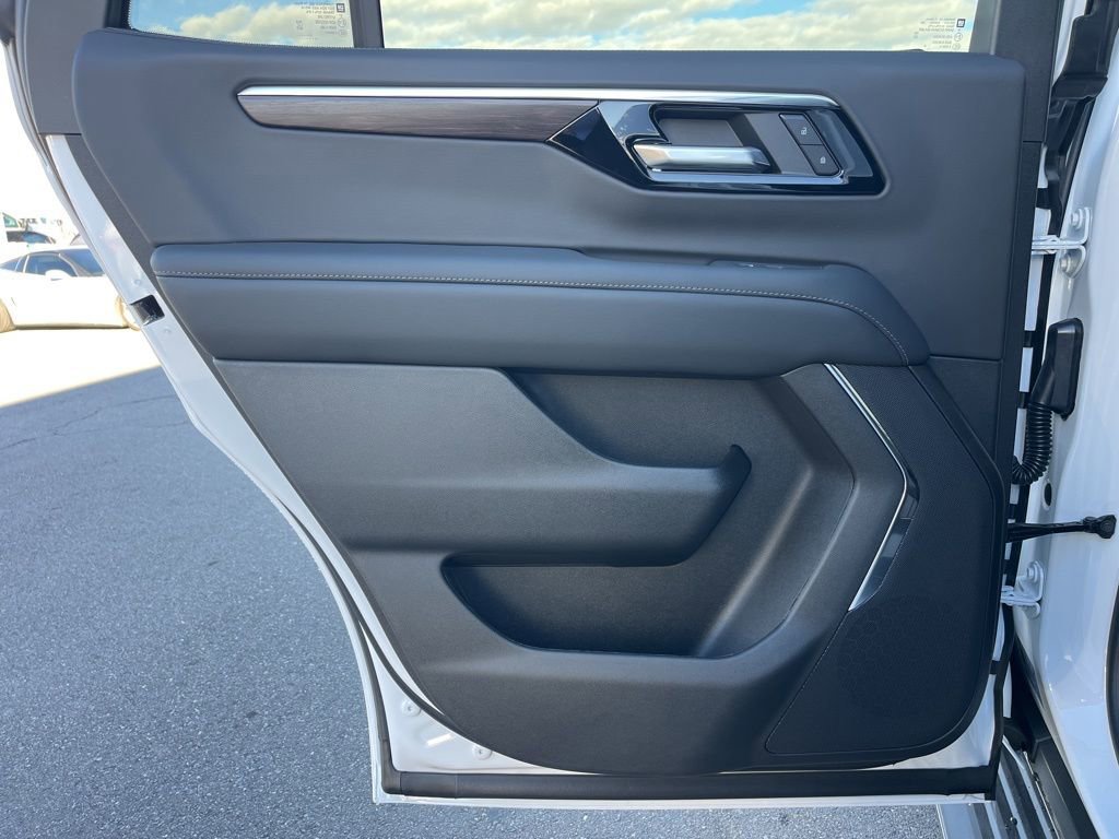 New 2026 Chevrolet Tahoe LS w/ LPO, Dark Essentials Package image 24