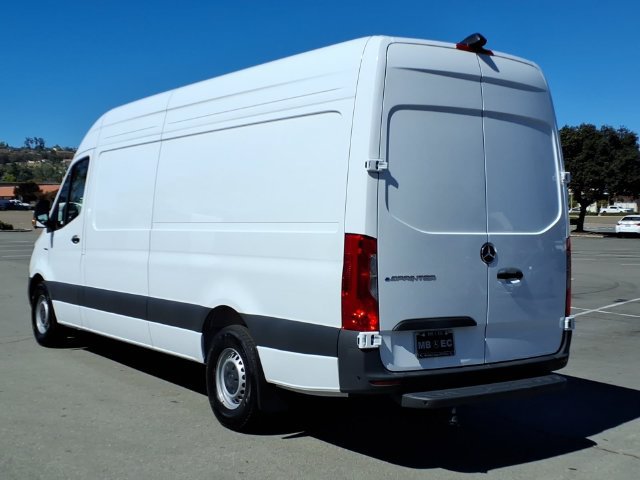 New 2025 Mercedes-Benz eSprinter 170 Cargo image 20