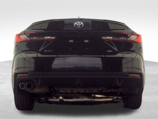 Used 2026 Toyota Camry SE FWD image 7