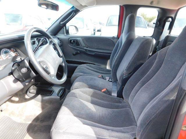 Used 2000 Dodge Dakota 2WD Club Cab image 10
