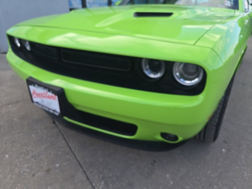 Used 2023 Dodge Challenger SXT w/ Blacktop Package image 16