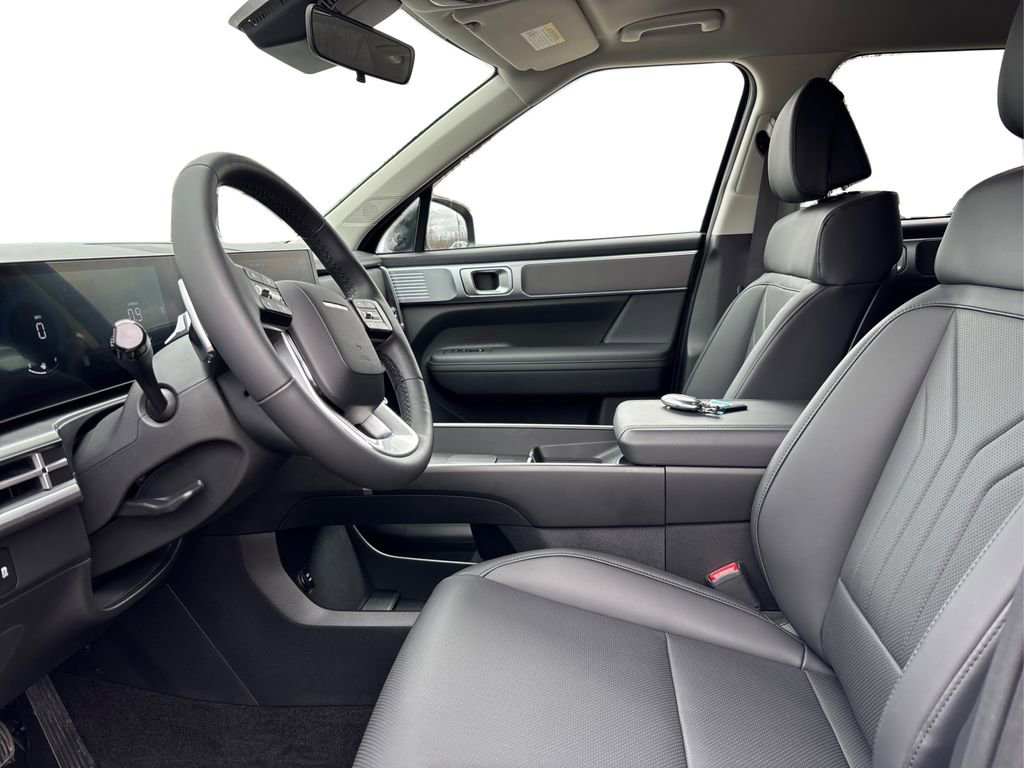 Used 2026 Hyundai Santa Fe SEL image 9