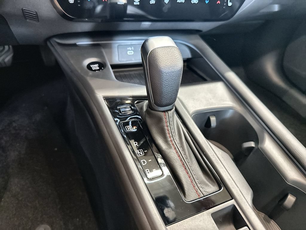 New 2026 Nissan Sentra SR w/ SR Premium Package FWD image 22