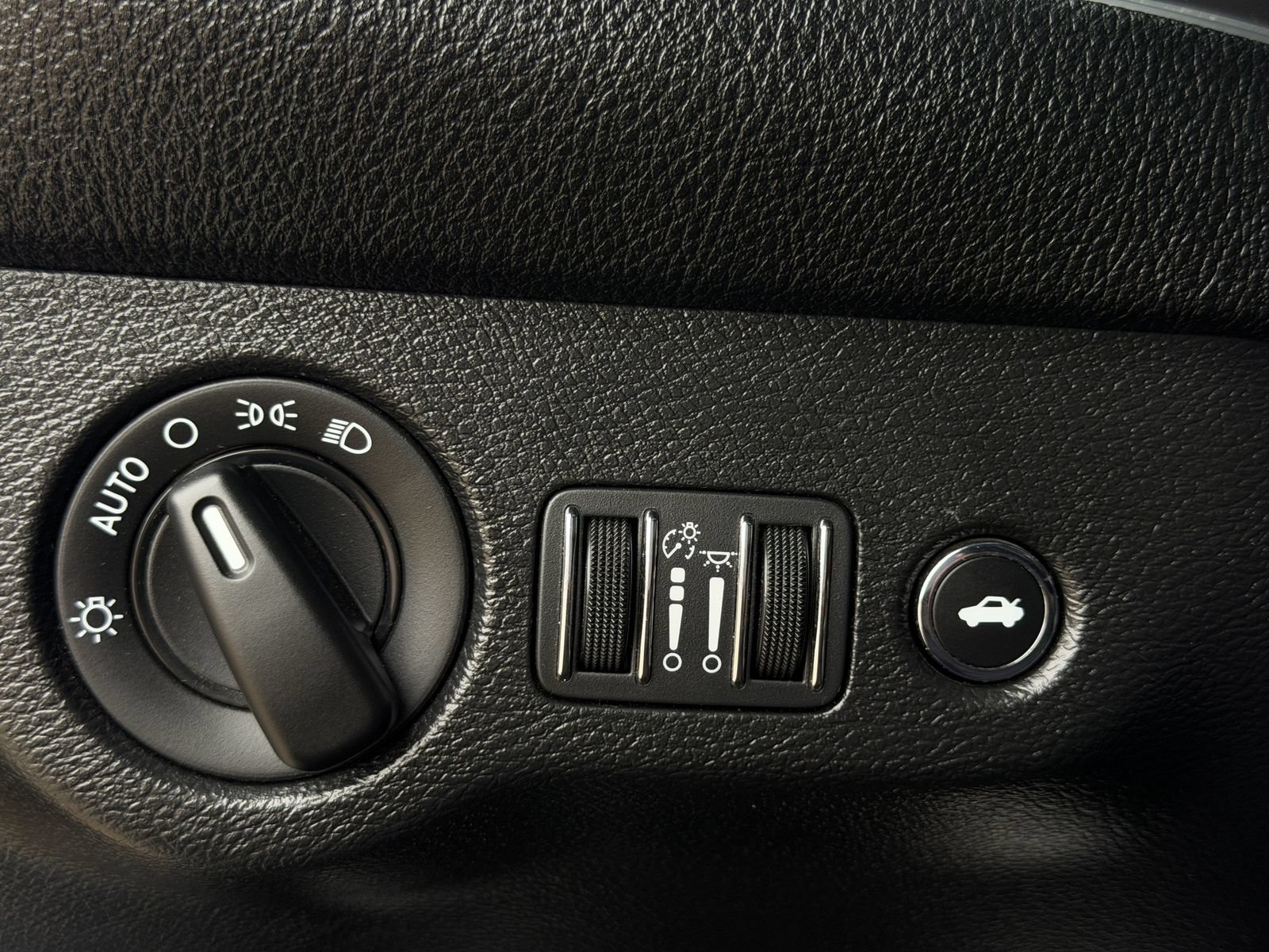 Used 2020 Dodge Challenger R/T Scat Pack RWD image 22