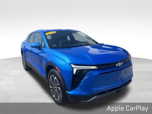 Used 2024 Chevrolet Blazer EV LT AWD/4WD image 2