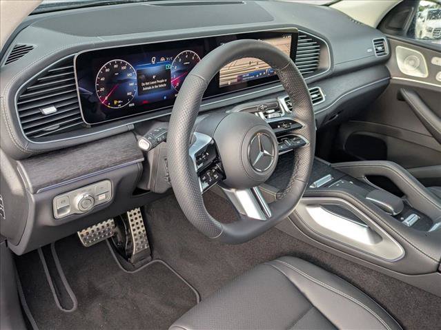 New 2026 Mercedes-Benz GLS 450 4MATIC image 3