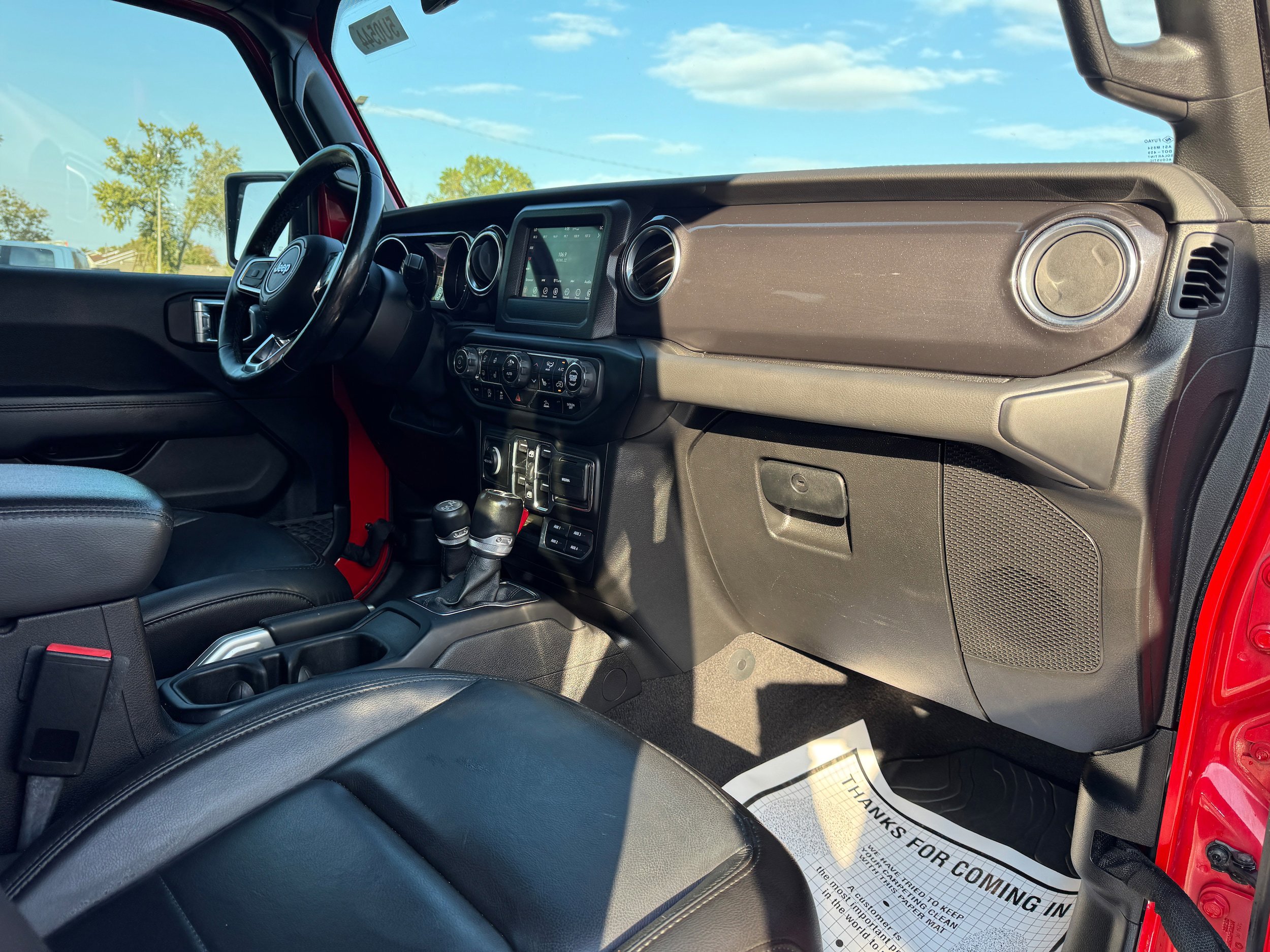Used 2021 Jeep Wrangler Unlimited Sahara image 18