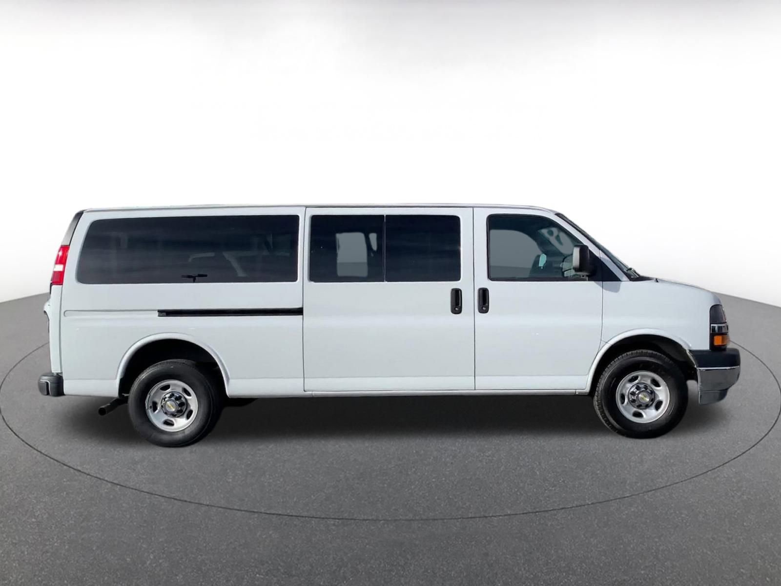 Used 2024 Chevrolet Express 3500 LT w/ LT Preferred Equipment Group image 16