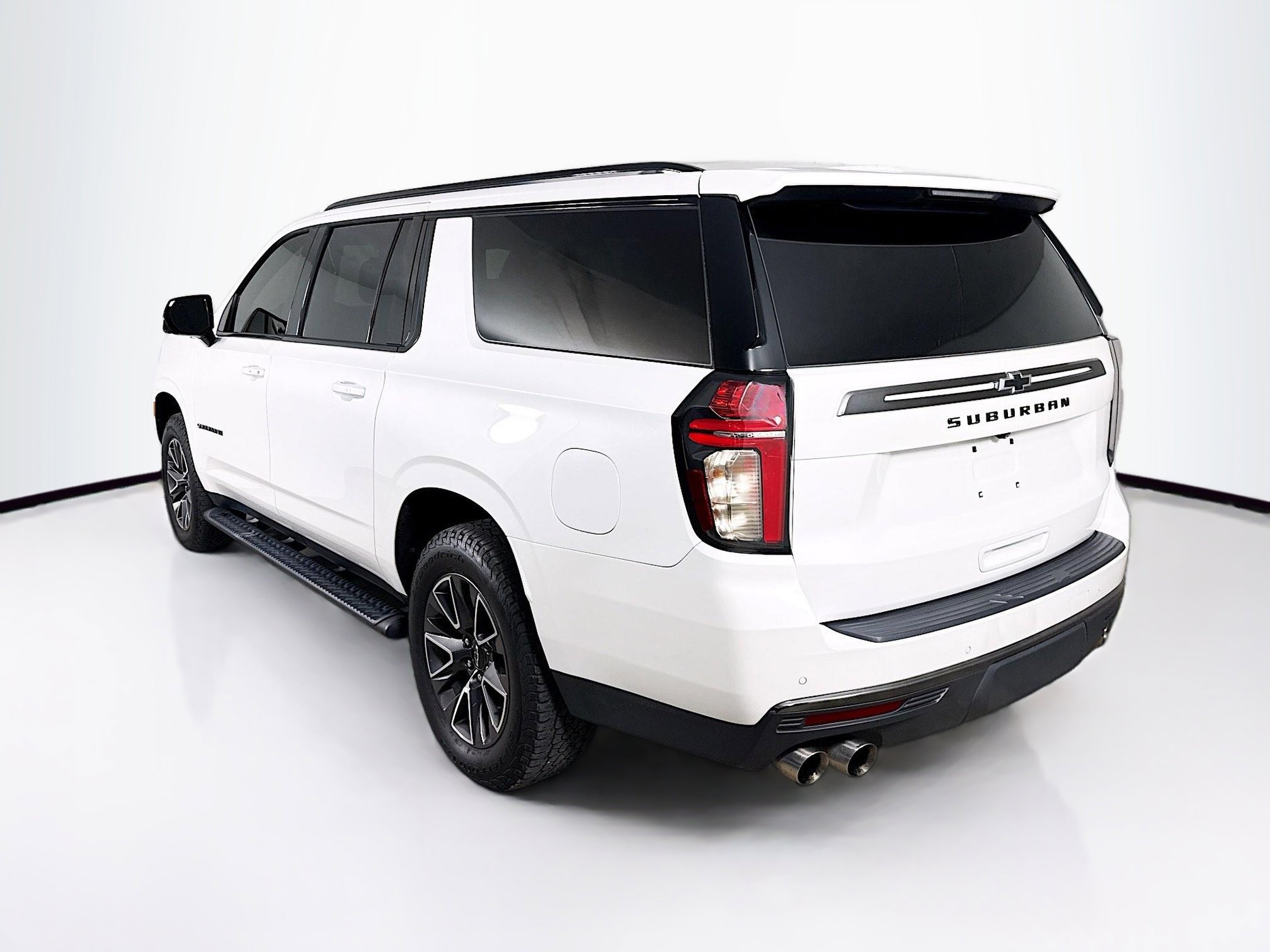 Used 2022 Chevrolet Suburban Z71 w/ Z71 Off-Road Package image 31