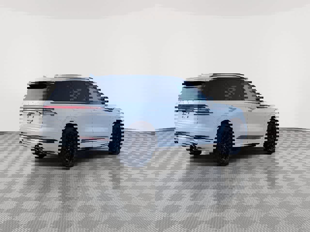 Used 2024 Lincoln Aviator Black Label w/ Jet Package image 8