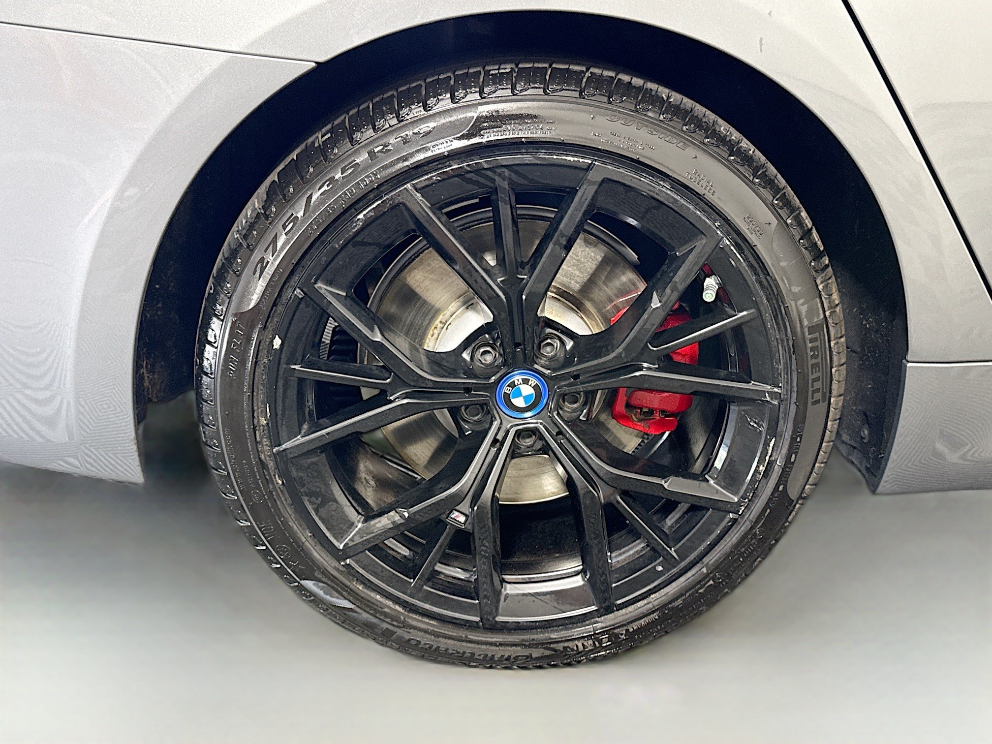 Used 2023 BMW 530e w/ M Sport Package RWD image 33