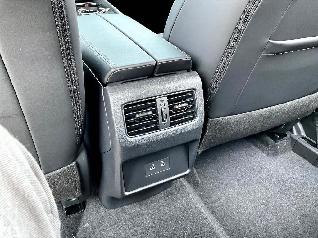 New 2026 Nissan Rogue Dark Armor AWD/4WD image 17