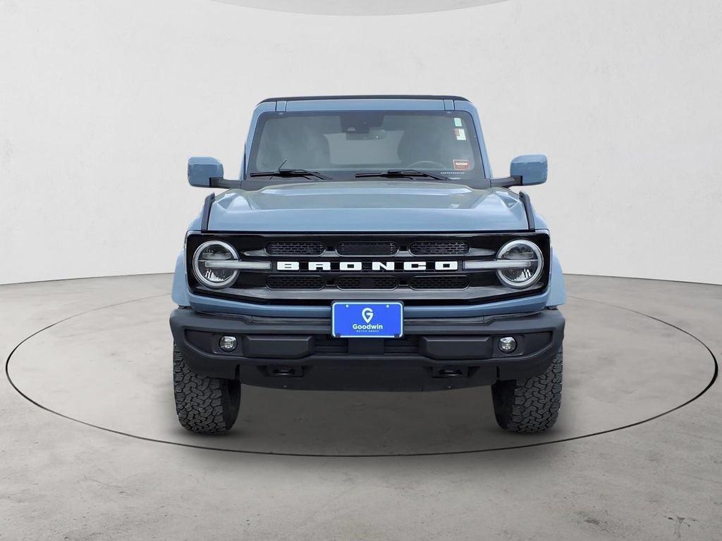 Used 2022 Ford Bronco Outer Banks AWD/4WD image 2