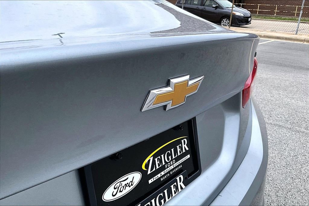 Used 2023 Chevrolet Malibu LT FWD image 31