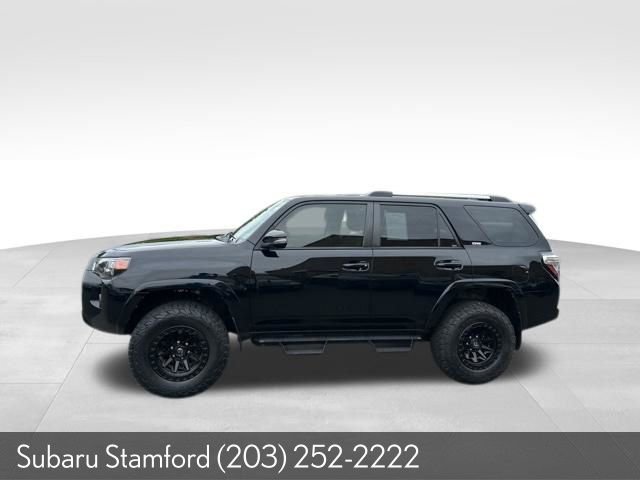 Used 2021 Toyota 4Runner SR5 Premium w/ Moonroof Package AWD/4WD image 4