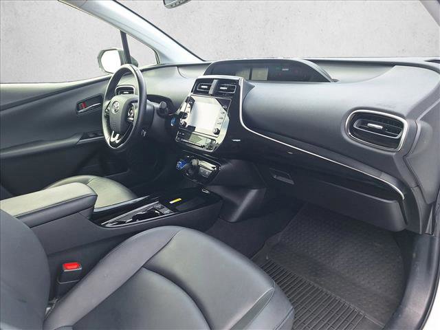 Used 2022 Toyota Prius XLE FWD image 19