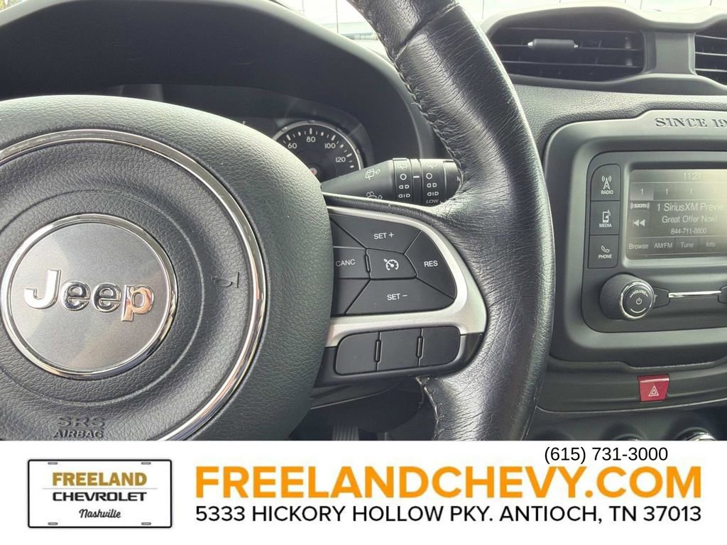 Used 2016 Jeep Renegade Latitude image 29