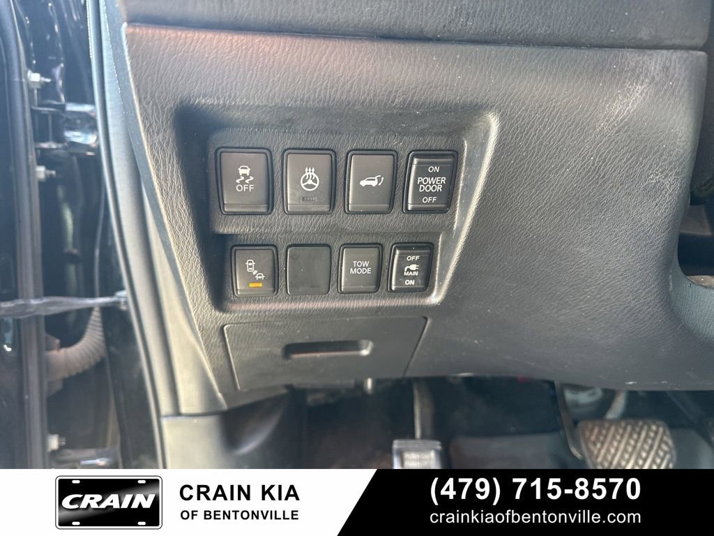 Used 2017 Nissan Pathfinder SL AWD/4WD image 15